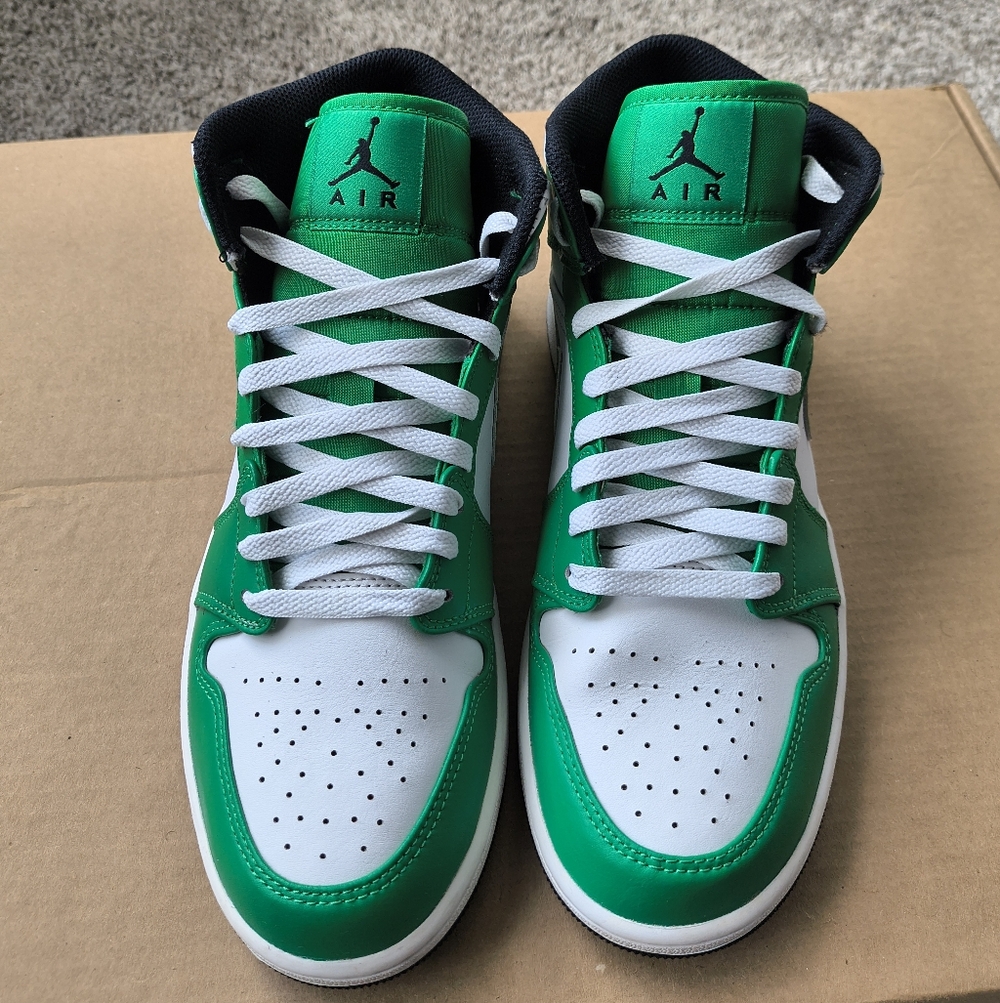 Air Jordan 1 "Lucky Green" Size 9M - 10.5W - Picture 3 of 6